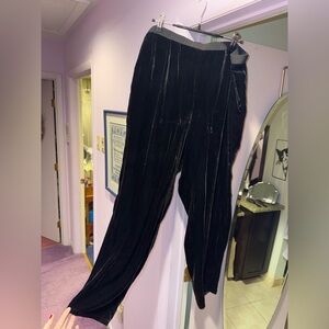 NWT!! Eileen Fisher Size L Black Ankle-Length Pull-On Velvet Pants